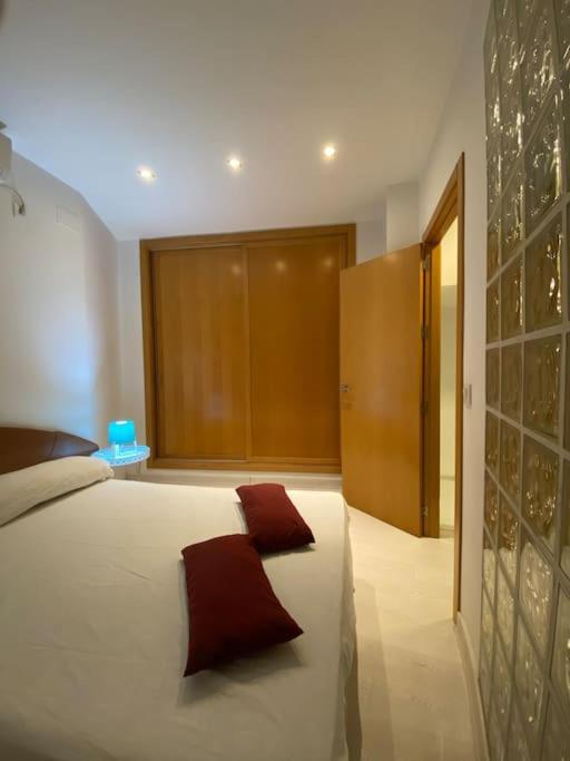 Luxury Complete Building In The Heart Of Seville Exterior photo